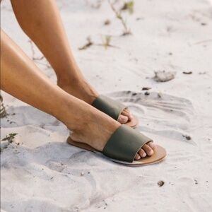 St Agni 'Aiko' Army green leather slides, 37 / 6.5